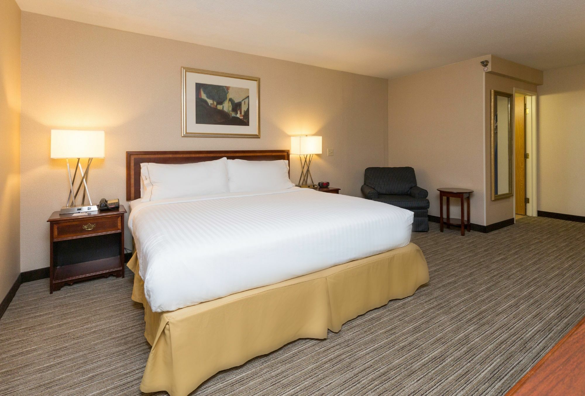 Holiday Inn Express Des Moines-At Drake University, An Ihg Hotel Экстерьер фото