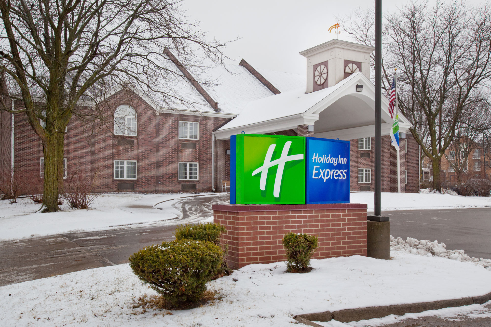 Holiday Inn Express Des Moines-At Drake University, An Ihg Hotel Экстерьер фото